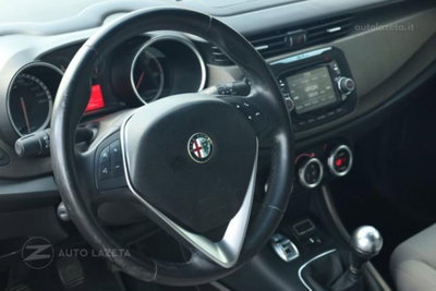 Alfa Romeo Giulietta 1.6 JTDm Giulietta 120cv (5)