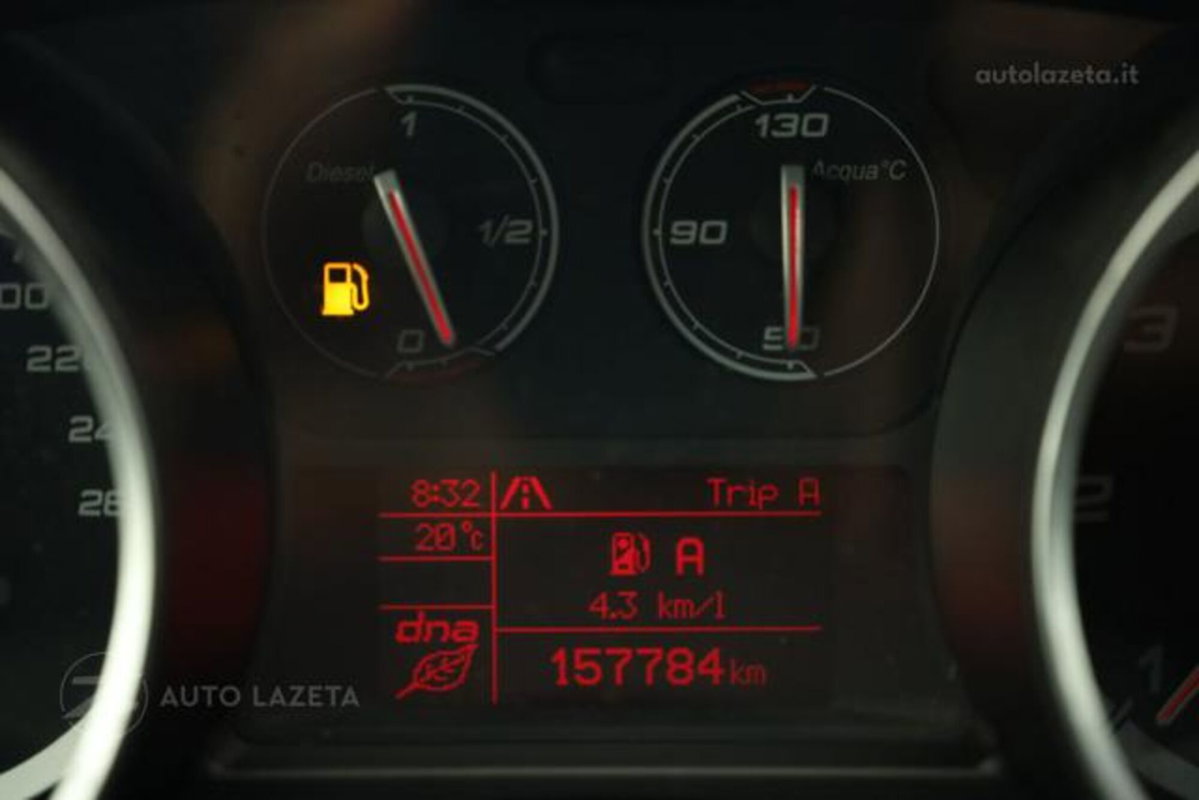 Alfa Romeo Giulietta 1.6 JTDm Giulietta 120cv (6)