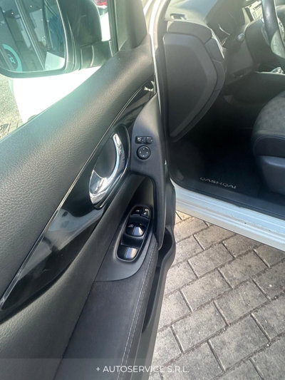 Nissan Qashqai 1.6 dCi 4WD Acenta (9)