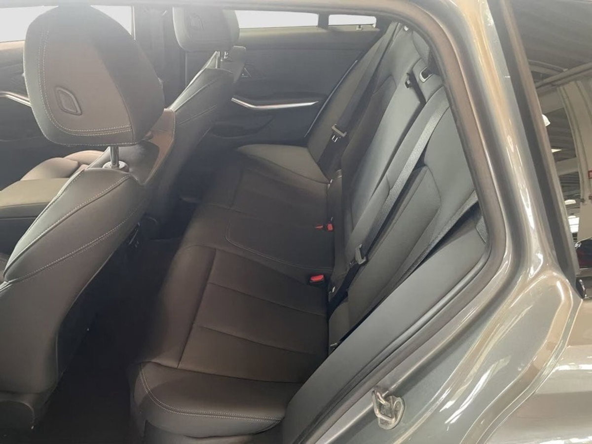 BMW Serie 3 Touring 320d  mhev 48V MSport auto (11)