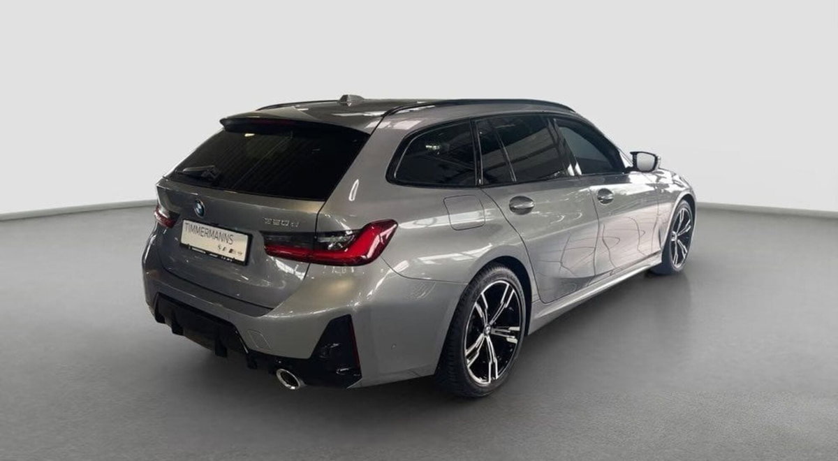 BMW Serie 3 Touring 320d  mhev 48V MSport auto (2)