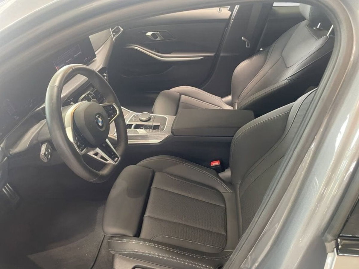 BMW Serie 3 Touring 320d  mhev 48V MSport auto (9)