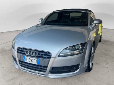 Audi TT Cabrio 2.0 TFSI (2)
