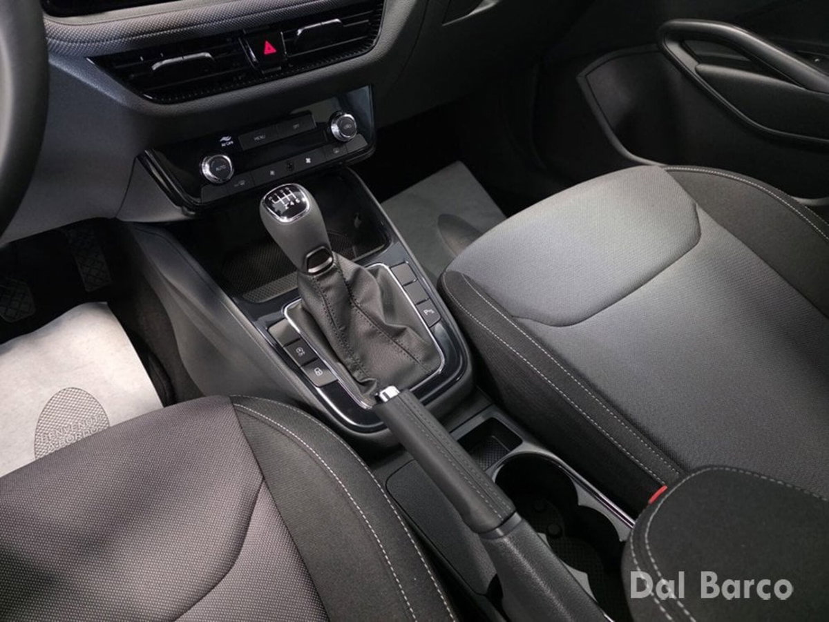 Skoda Fabia 1.0 tsi Be More 115cv dsg (13)