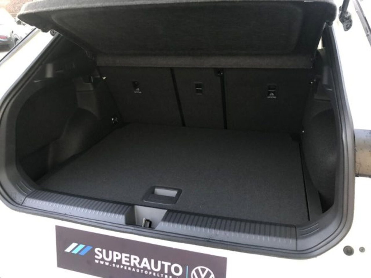 Volkswagen T-Roc 1.5 etsi Style 150cv dsg (8)