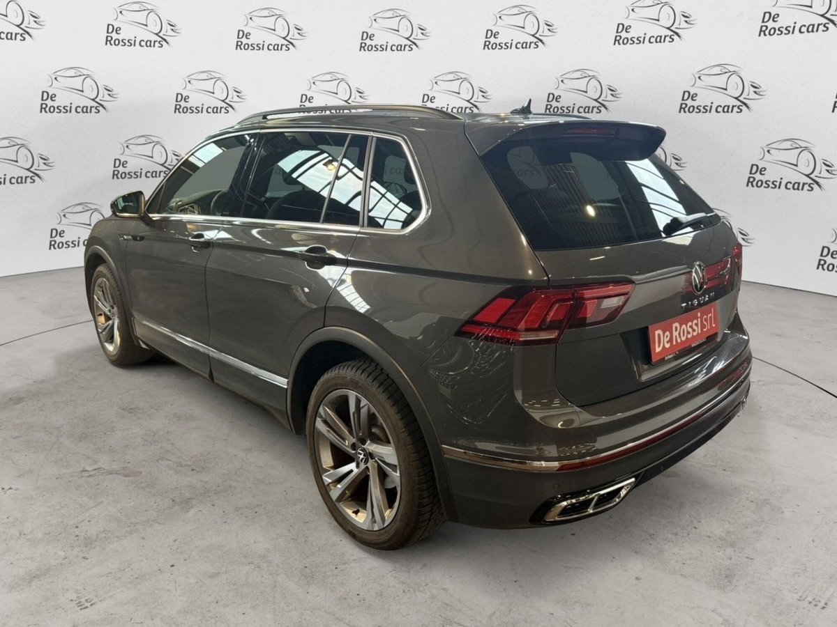 Volkswagen Tiguan Allspace 2.0 TDI SCR DSG 4MOTION R-Line (4)