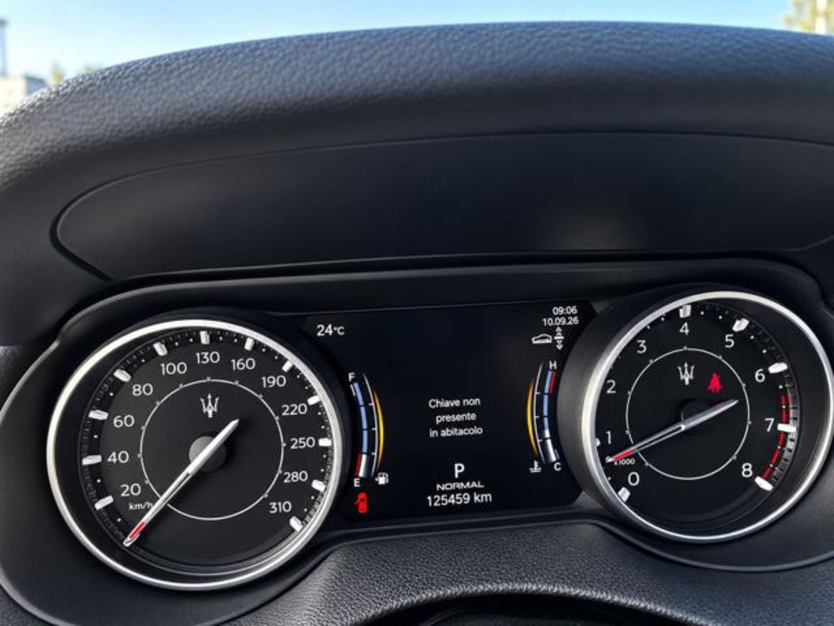Maserati Levante Levante V6 AWD Gransport (11)