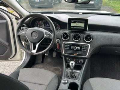 Mercedes-Benz GLA SUV 180 CDI Executive (9)
