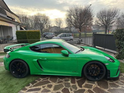 Porsche 718 Cayman  Cayman 4.0 GT4 (2)
