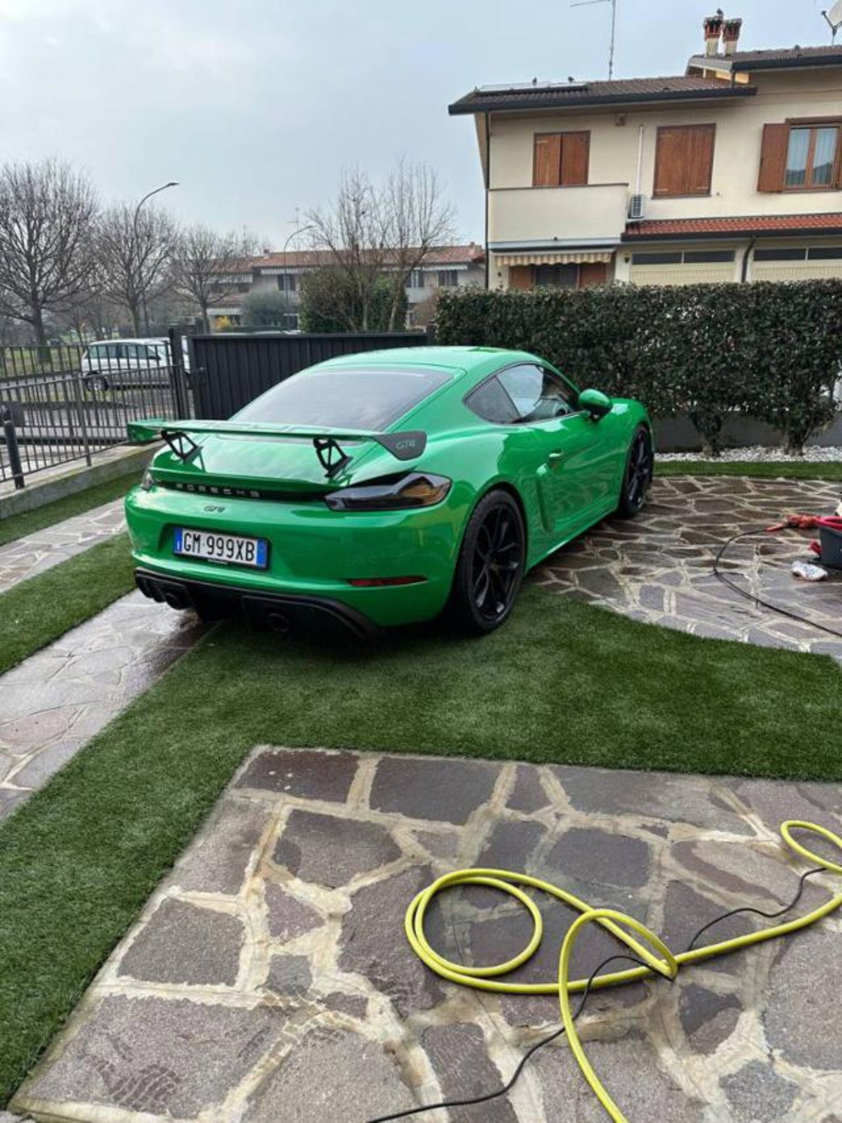 Porsche 718 Cayman  Cayman 4.0 GT4 (3)