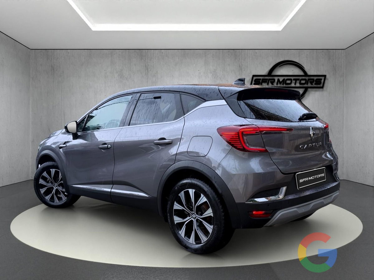 Renault Captur Plug-in Hybrid E-Tech 160 CV Techno (6)