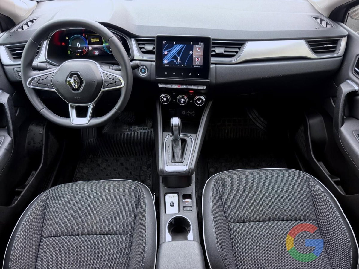 Renault Captur Plug-in Hybrid E-Tech 160 CV Techno (9)