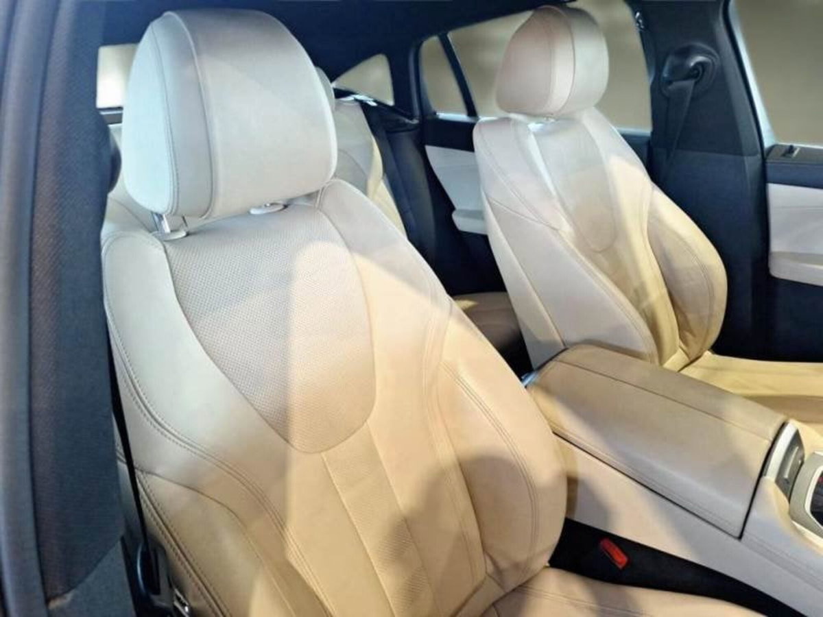 BMW X6 xDrive30d 48V Business (7)