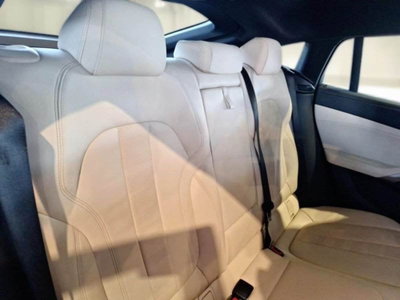 BMW X6 xDrive30d 48V Business (8)