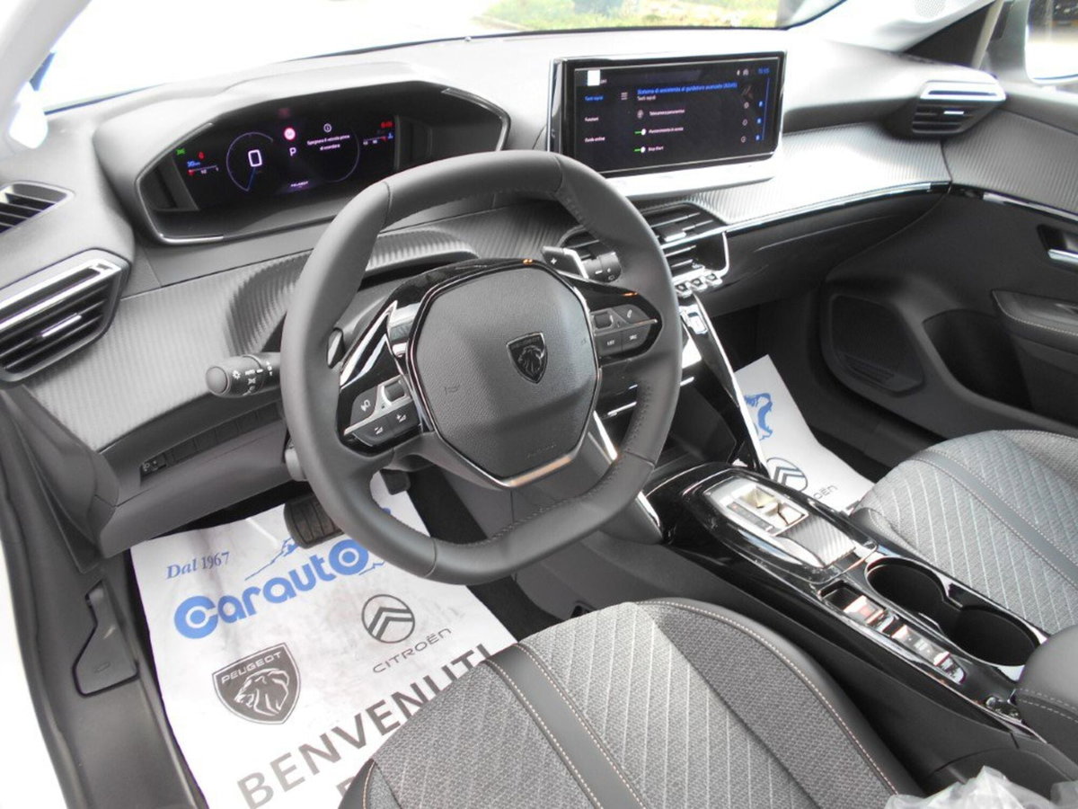 Peugeot 208 motore elettrico 136 CV 5 porte Allure Pack (4)