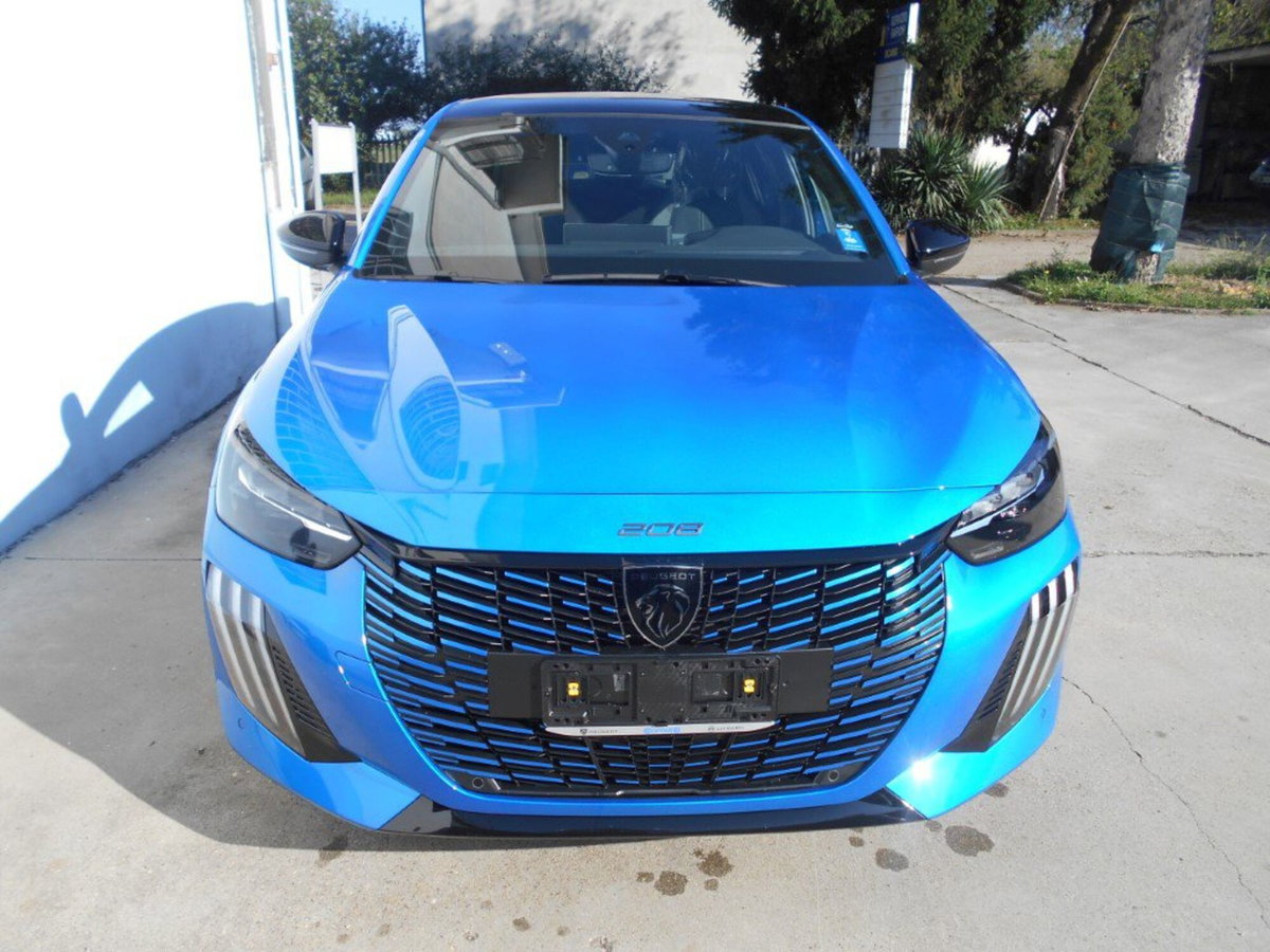 Peugeot 208 motore elettrico 136 CV 5 porte Allure Pack (5)