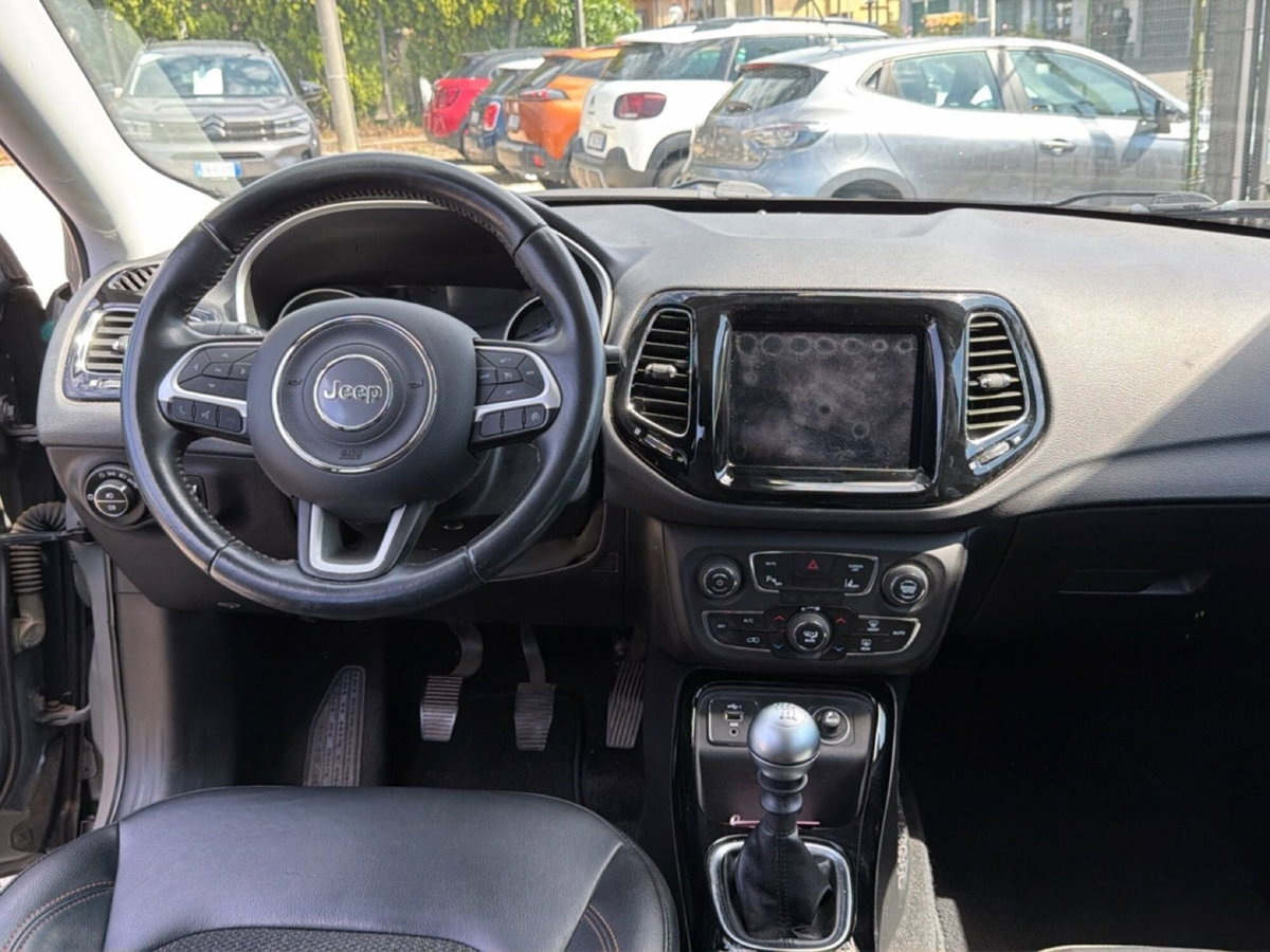 Jeep Compass 1.6 Multijet II 2WD Limited (11)