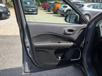 Jeep Compass 1.6 Multijet II 2WD Limited (16)