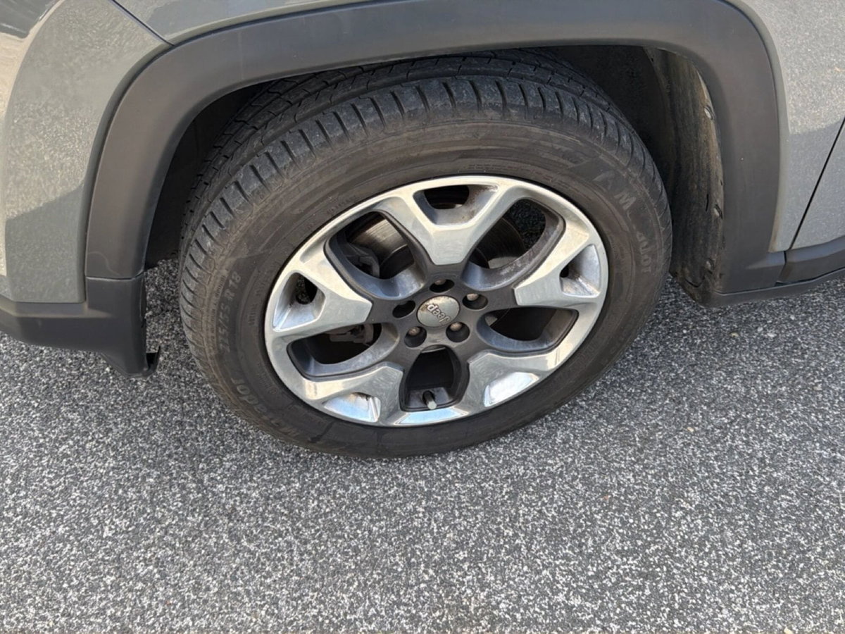 Jeep Compass 1.6 Multijet II 2WD Limited (9)