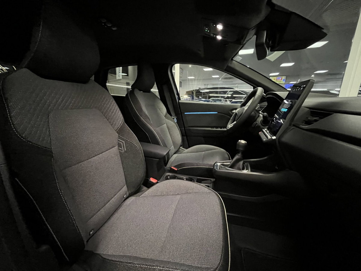 Renault Captur 1.0 eco-g Techno 100cv (9)