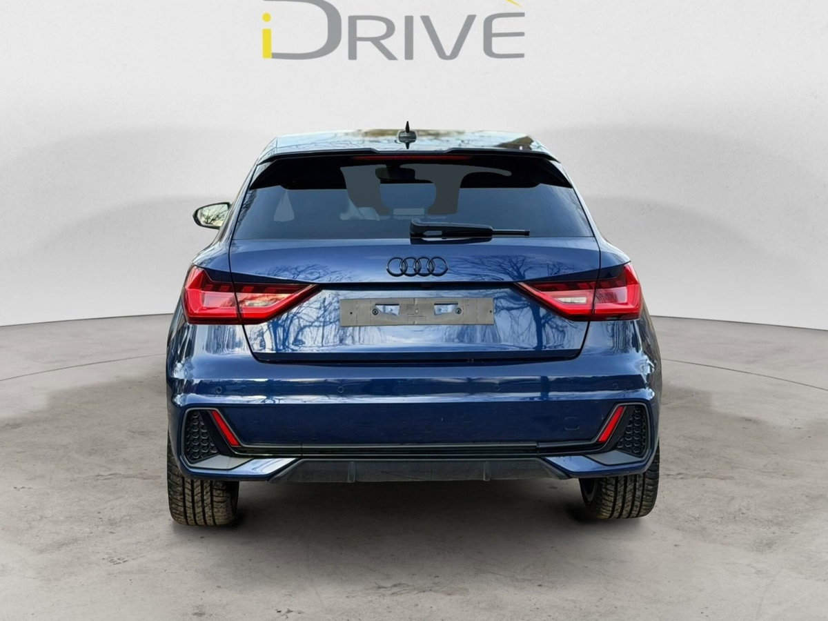 Audi A1 Sportback 30 TFSI Identity Black (5)