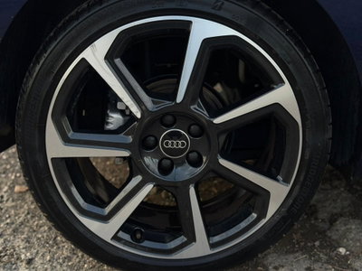 Audi A1 Sportback 30 TFSI Identity Black (7)