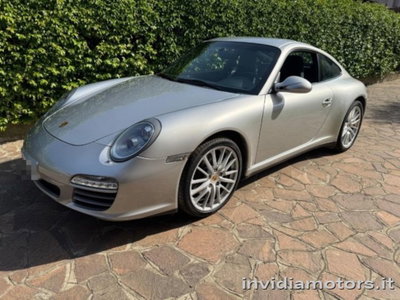 Porsche 911 Coupé Carrera 4 (2)