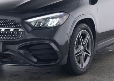 Mercedes-Benz GLA SUV 180 Automatic Premium (3)