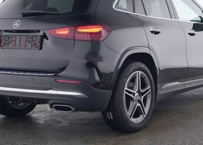 Mercedes-Benz GLA SUV 180 Automatic Premium (4)