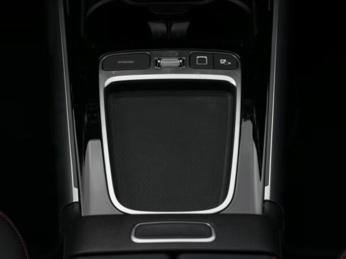 Mercedes-Benz GLA SUV 180 Automatic Premium (13)