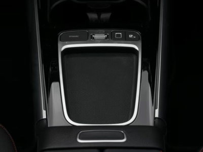 Mercedes-Benz GLA SUV 180 Automatic Premium (13)