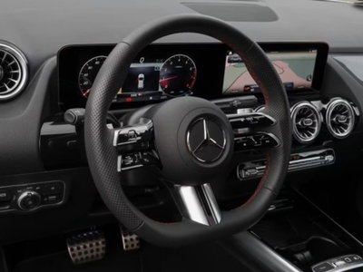 Mercedes-Benz GLA SUV 180 Automatic Premium (6)