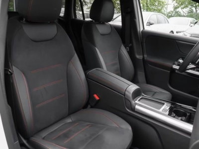 Mercedes-Benz GLA SUV 180 Automatic Premium (8)