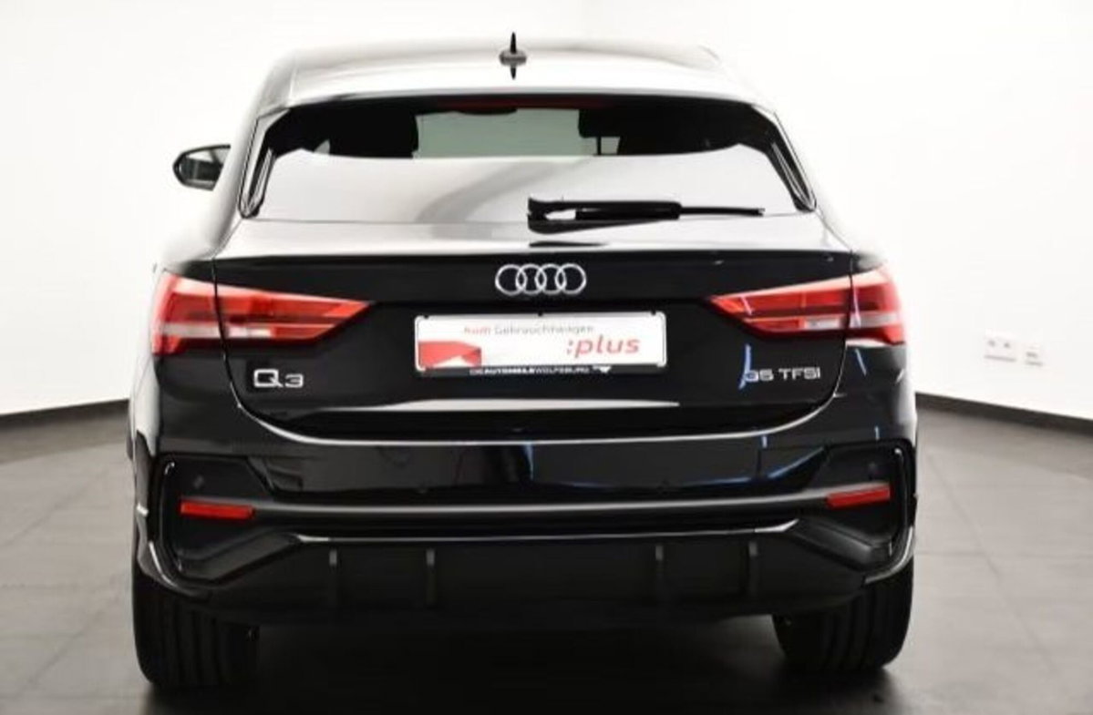 Audi Q3 Sportback 35 TFSI S line edition (9)