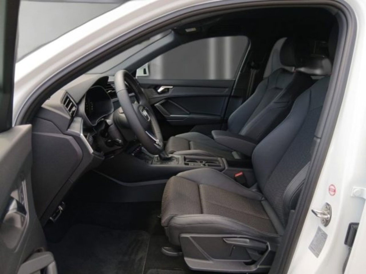 Audi Q3 Sportback 35 TFSI S line edition (9)