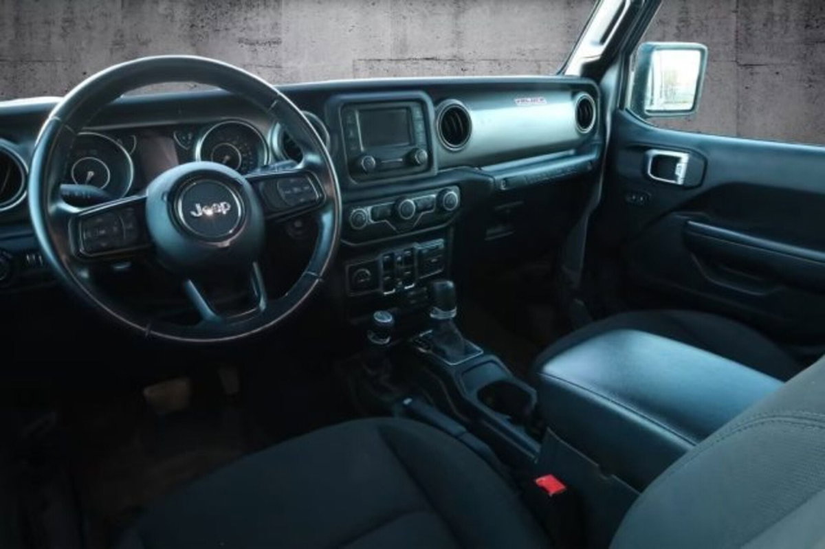 Jeep Wrangler Unlimited 2.0 Turbo Rubicon (12)
