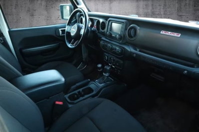 Jeep Wrangler Unlimited 2.0 Turbo Rubicon (13)