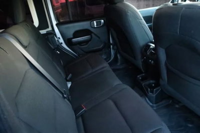 Jeep Wrangler Unlimited 2.0 Turbo Rubicon (19)