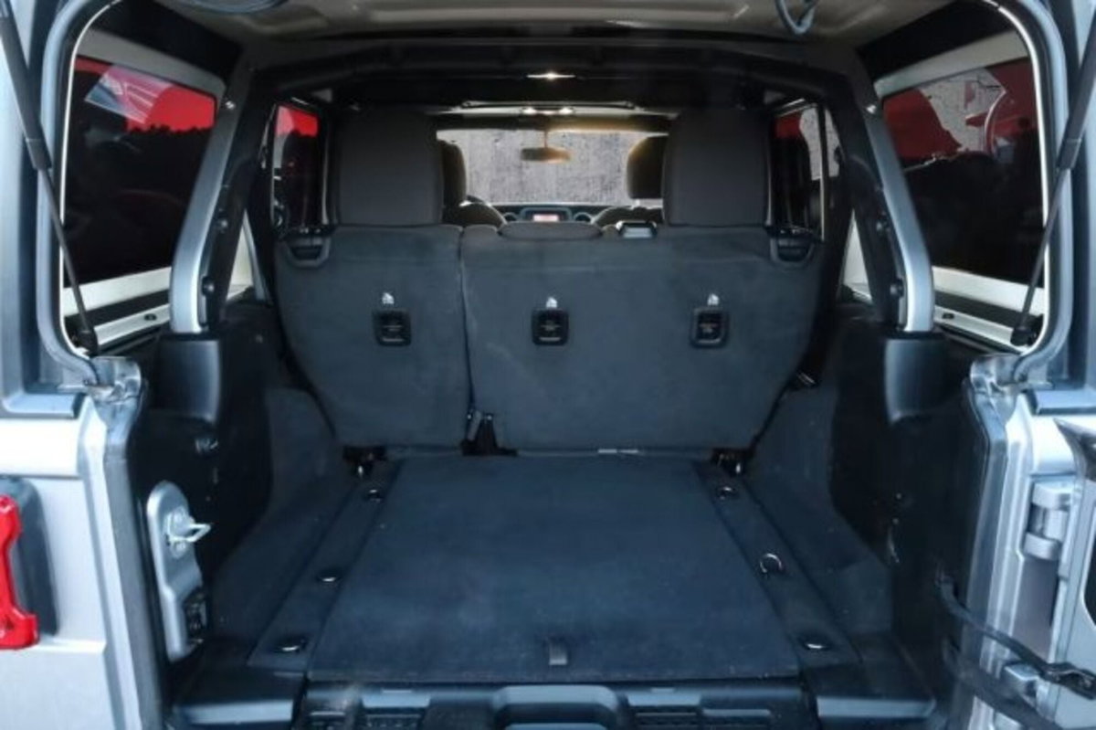 Jeep Wrangler Unlimited 2.0 Turbo Rubicon (20)