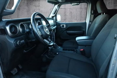Jeep Wrangler Unlimited 2.0 Turbo Rubicon (9)