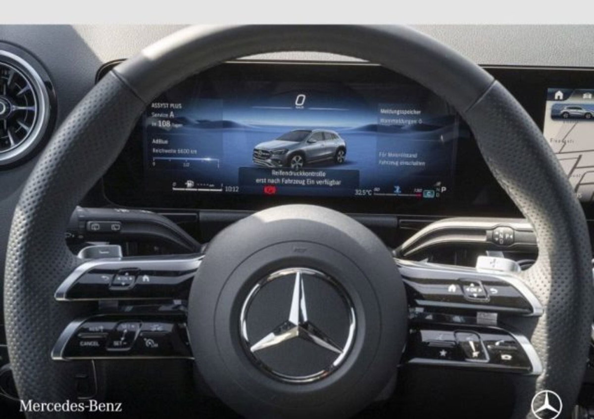 Mercedes-Benz GLA SUV 180 d AMG Line Premium Plus auto (10)