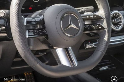 Mercedes-Benz GLA SUV 180 d AMG Line Premium Plus auto (14)