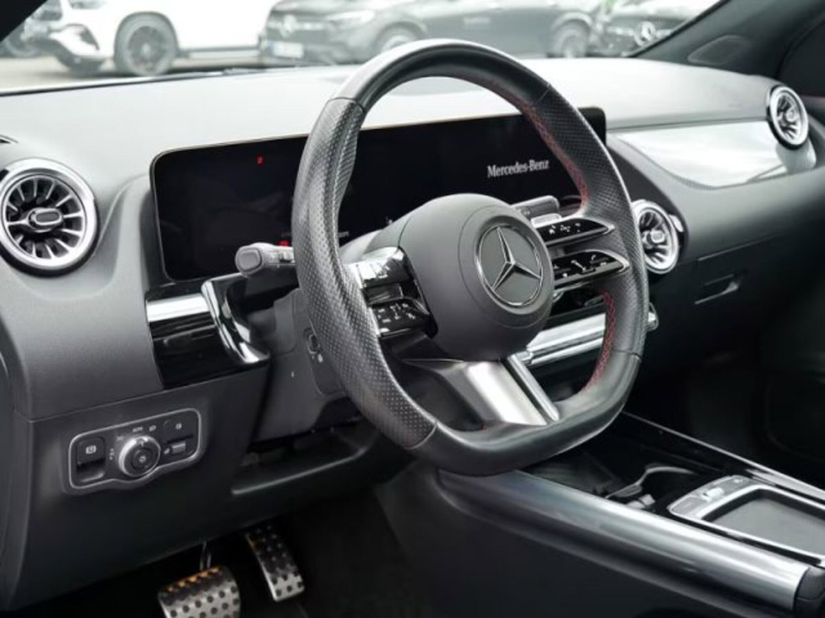 Mercedes-Benz GLA SUV 200 d AMG Line Premium Plus 4matic auto (10)