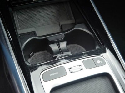 Mercedes-Benz GLA SUV 200 d AMG Line Premium Plus 4matic auto (15)