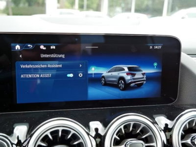 Mercedes-Benz GLA SUV 200 d AMG Line Premium Plus 4matic auto (17)