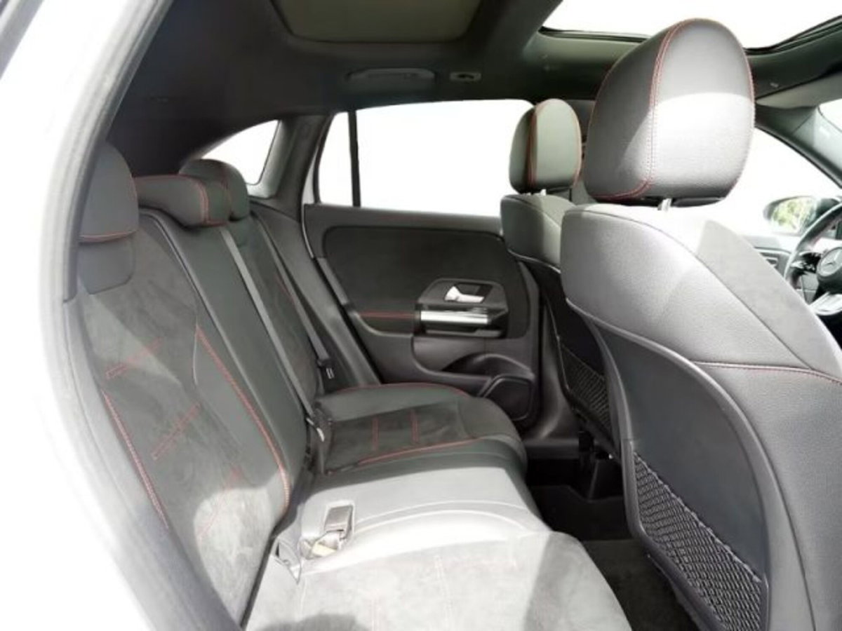 Mercedes-Benz GLA SUV 200 d AMG Line Premium Plus 4matic auto (6)