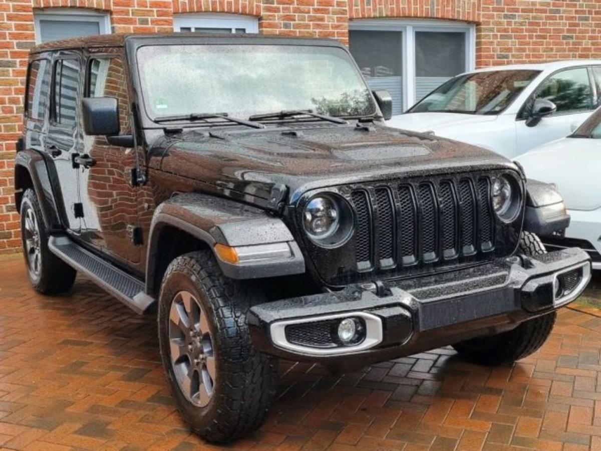 Jeep Wrangler Unlimited 2.0 Turbo Sahara (3)