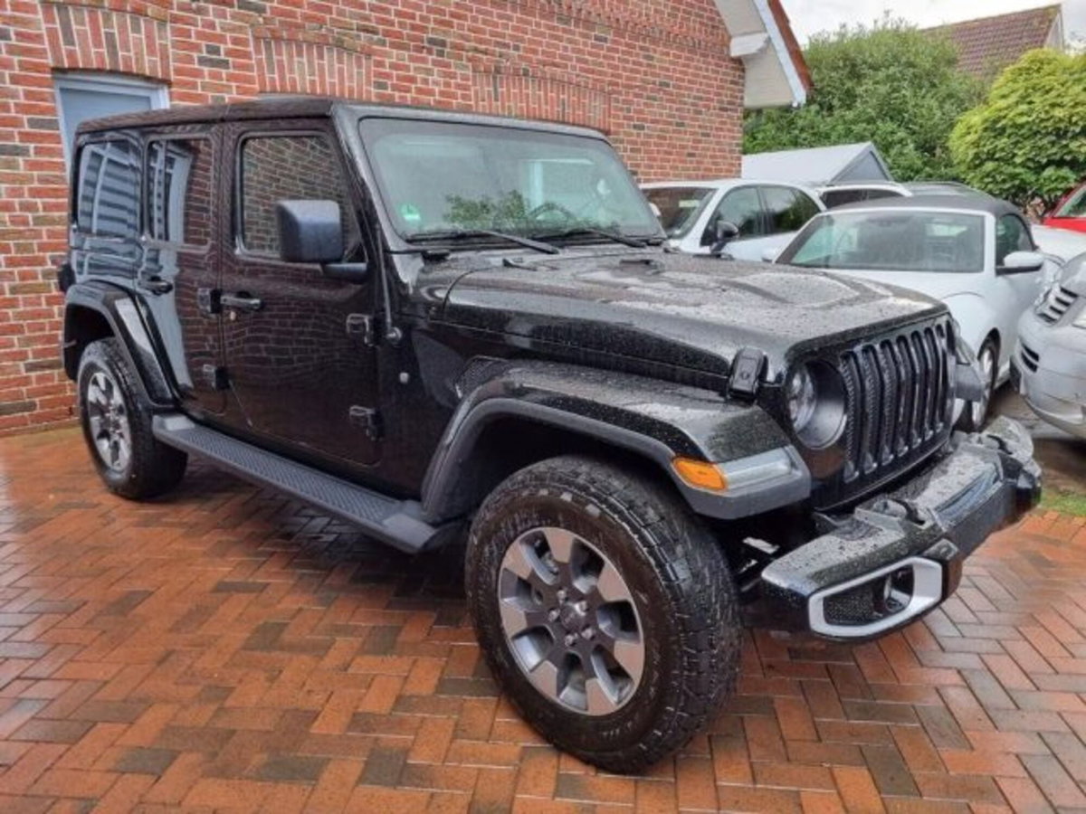 Jeep Wrangler Unlimited 2.0 Turbo Sahara (6)