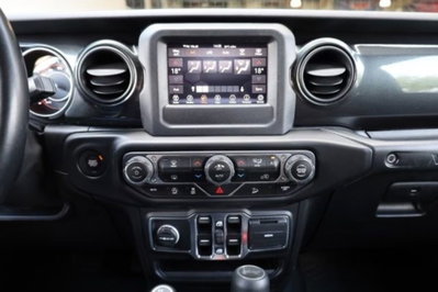 Jeep Wrangler Unlimited 3.6 V6 Rubicon Auto (13)
