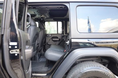 Jeep Wrangler Unlimited 3.6 V6 Rubicon Auto (17)